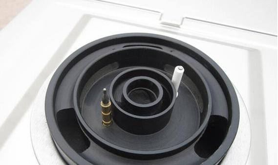 燃气灶打火器响声慢的原因及解决方法（探索燃气灶打火器响声慢的根源与解决方案）