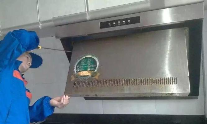 许昌商用油烟机清洗全攻略（轻松学会清洗许昌商用油烟机）