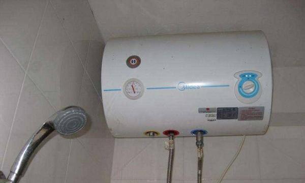 热水器为何会出现漏水问题（漏水原因分析及解决方法）
