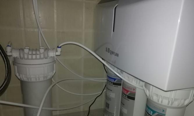 沁园净水器滤芯拆卸方法（轻松操作）