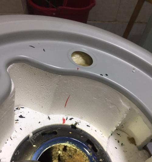 热水器清洗后出水少怎么办（解决热水器清洗后出水少的方法及常见故障排除）