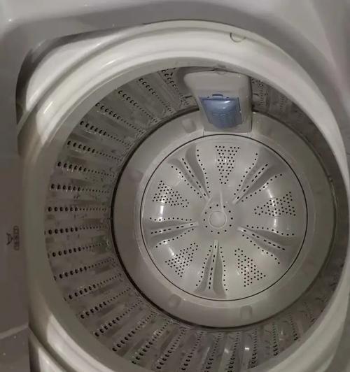 半自动洗衣机无法正常清洗怎么办（解决半自动洗衣机清洗问题的实用方法）