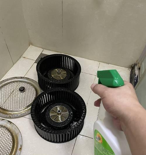 如何使用油烟机清洗剂清洁油烟机（简单有效的清洁方法）