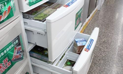 冰柜底部收纳方法（利用冰柜底部空间）
