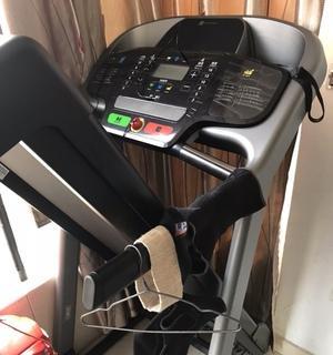 如何解决跑步机带来的疲劳问题（有效缓解跑步机疲劳的方法和技巧）