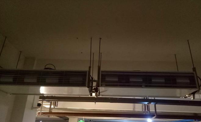 风幕机顶部固定安装方法（实用技巧帮你轻松解决安装难题）