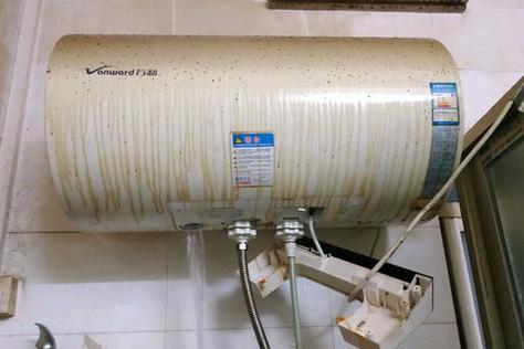 去除热水器内水垢的有效方法（保养热水器）