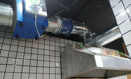 嘉兴饭店油烟机清洗方法（有效清洗油烟机的步骤和技巧）
