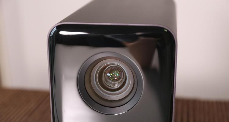 如何在水泥墙上使用投影仪（解决投影仪在水泥墙投影问题的实用方法）