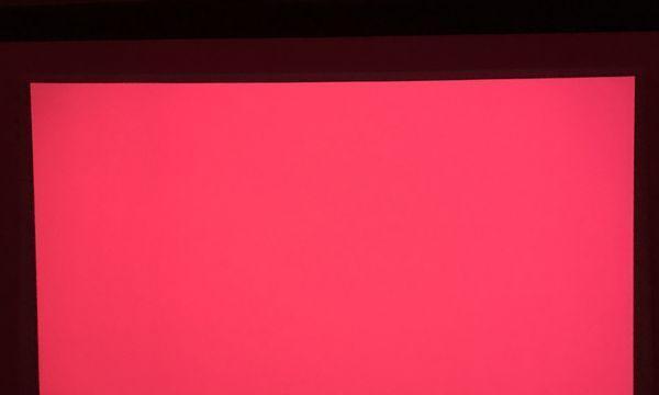 投影仪底色变红色的原因及解决方法（探究投影仪底色变红色的因素及有效应对措施）