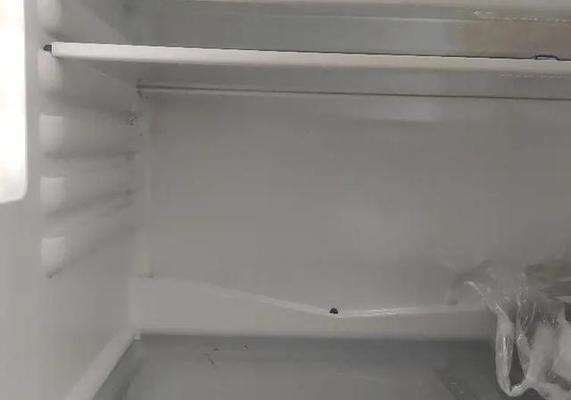 冰柜冷藏结冰的处理方法（有效解决冰柜结冰问题的技巧和注意事项）