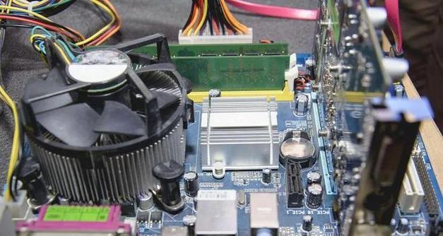 电脑按关机后白屏了怎么恢复？有哪些方法？