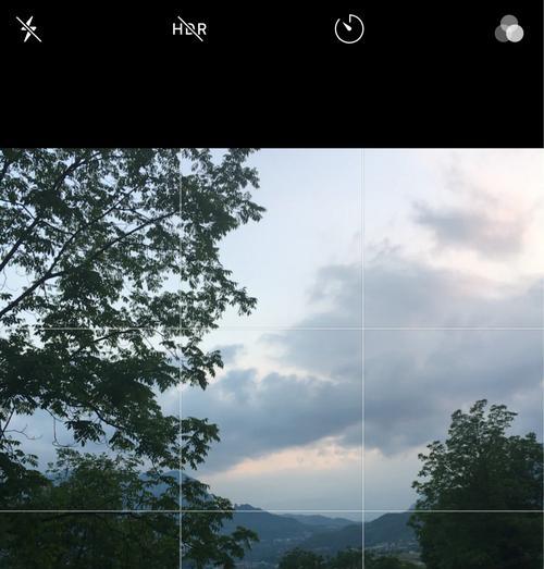 手机取景拍照清晰技巧是什么？