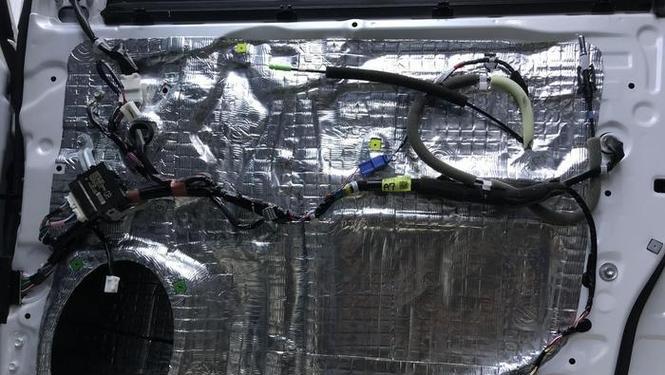 音箱避震器珠子拆卸方法是什么？需要什么工具？