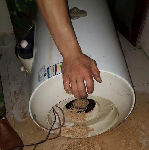 关闭水闸后热水器会损坏吗？原因是什么？